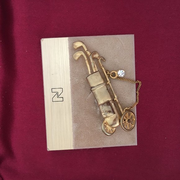 Fashion Golf Brooch - Picture 2 of 2